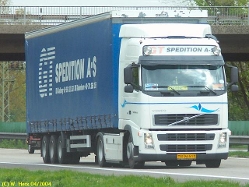 Volvo-FH12-GT-240404-1-DK