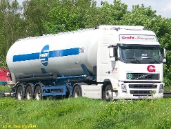 Volvo-FH12-Grafe-Schmidt-110504-1
