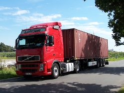 Volvo-FH12-Luehrsen-Iden-070807-01