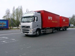 Volvo-FH12-NFB-Willann-140505-01