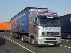 Volvo-FH12-Ricoe-Falz-010105-1