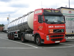 Volvo-FH12-den-Hartogh-Hintermeyer-040210-01
