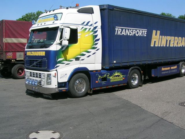 Volvo-FH16-550-Hinterbauer-Peitgen-020605-01-AUT.jpg - Volvo FH16 550Frank Holz