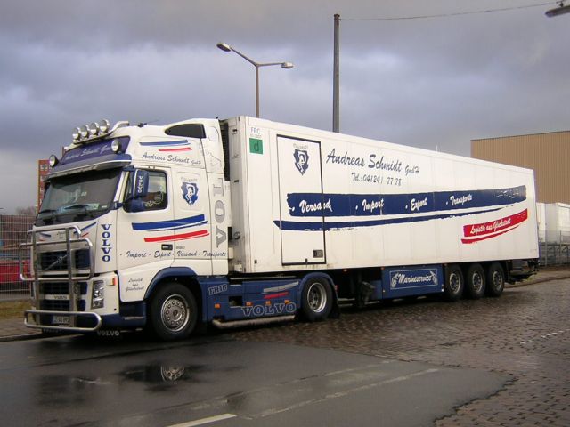 Volvo-FH16-550-Schmidt-Iden-231205-01.jpg - Volvo FH16 550Daniel Iden