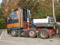 Volvo-FH16-550-Reiser-Holz-010108-01