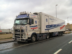 Volvo-FH16-550-Schmidt-Hensing-050606-01