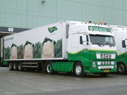 Volvo-FH16-610-Dijco-vMelzen-260205-01