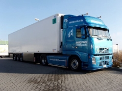 Volvo-FH16-610-Torrexpress-Holz-100206-01-I