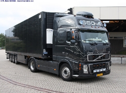 Volvo-FH16-660-schwarz-210808-03