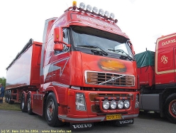 Volvo-FH16-Christoffersen-260606-02