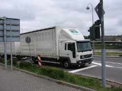 Volvo-FL-weiss-Weddy-020907-01