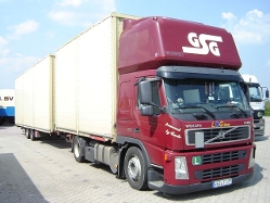 Volvo-FM9-380-GSG-Linhardt-040806-01