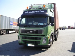 Volvo-FM9-gruen-Hensing-050606-01