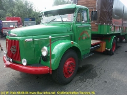 Volvo-L-395-Titan-gruen-080804-2