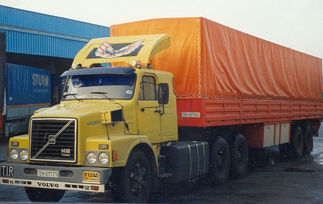 Volvo-N12-gelb-Fitjer-180506-01-IR.jpg - Volvo N12Eike Fitjer