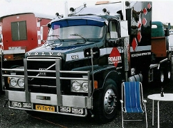 Volvo-N10-schwarz-(Rolf)