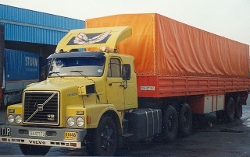 Volvo-N12-gelb-Fitjer-180506-01-IR