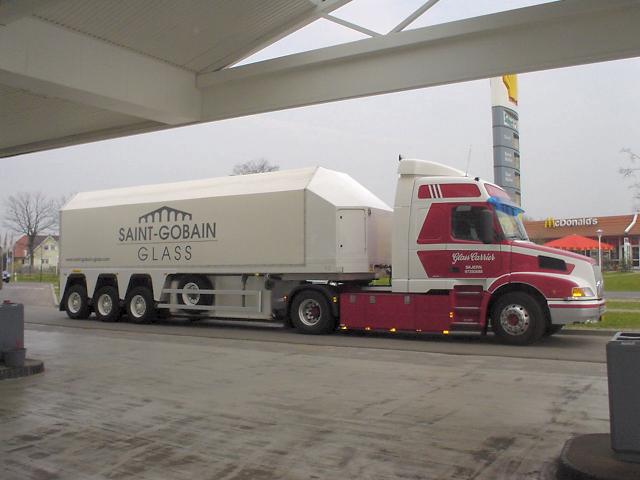 Volvo-NH12-Glastrans-Gobain-Werblow-070404-2-DK.jpg - Volvo NH12Klaus Werblow