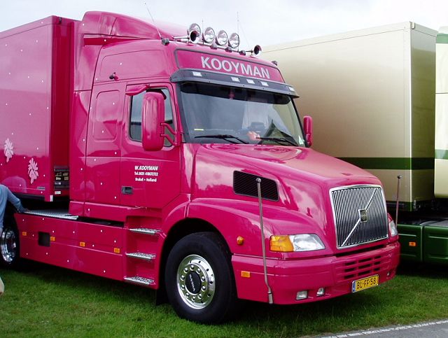 Volvo-NH12-Kooyman-Hobo-121004-2.jpg - Volvo NH12Klaas Hobo