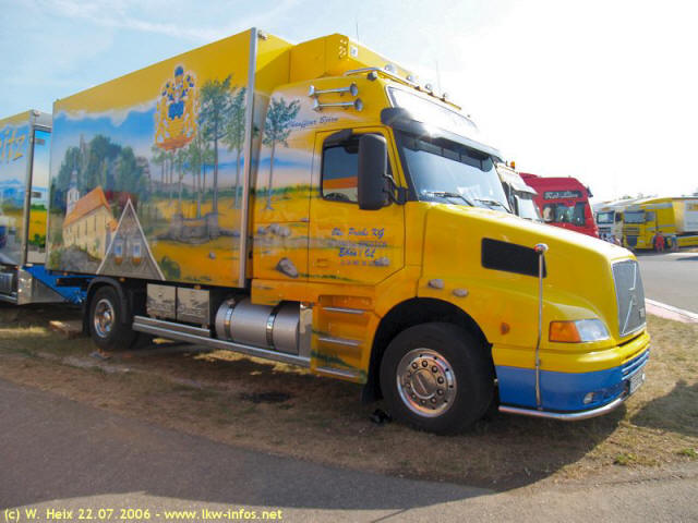 Volvo-NH12-Priebs-220706-03.jpg - Volvo NH12