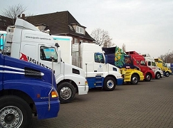 Volvo-NH-Parade-Marschner-090604-1