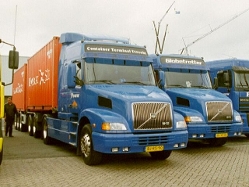 Volvo-NH12-420-CONTSZ-CTU-Koster-020304-1