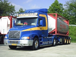 Volvo-NH12-Raymakers-Rolf-131004-1