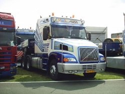 Volvo-NH12-VWT-Rolf-200804-1
