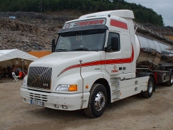 Volvo-NH12-Wewer