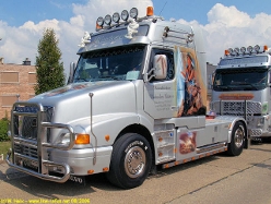 Volvo-NH12-Windmolders-140806-02