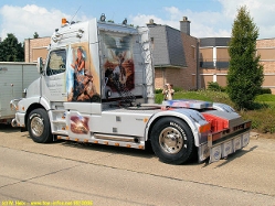 Volvo-NH12-Windmolders-140806-05