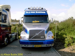 Volvo-NH12-vBentum-KBucks-260107-02