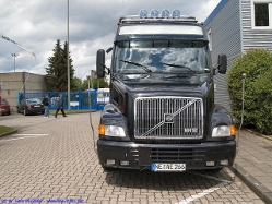 Volvo-NH12-420-Erkes-200506-03