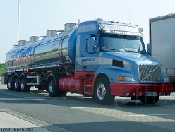 Volvo-NH12-420-Hauber-TASZ-Anhalt-1