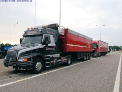 Volvo-NH12-460-Trans-M-100708-04