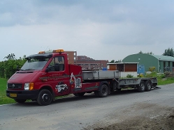 VW-LT-45-rot-250704-1-deKoning