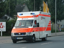 VW-LT-Malteser-Weddy-141207-01