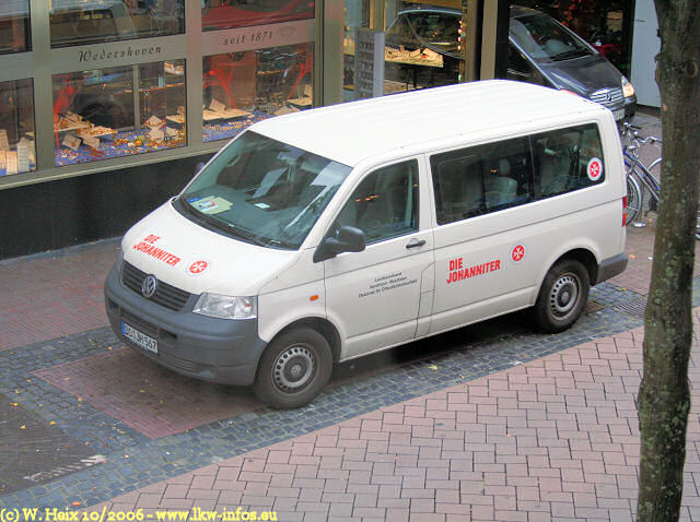 VW-T5-Johanniter-141006-01.jpg - VW T5