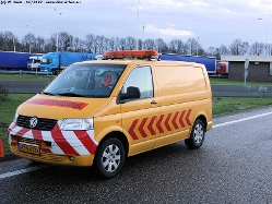 VW-T5-gelb-111207-00