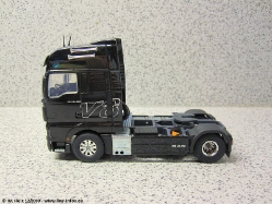 MAN-TGX-18680-schwarz-231209-02