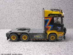 Scania-R-500-Buiter-241209-08