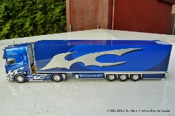 Tekno-Scania-R-Valcarenghi-080112-033
