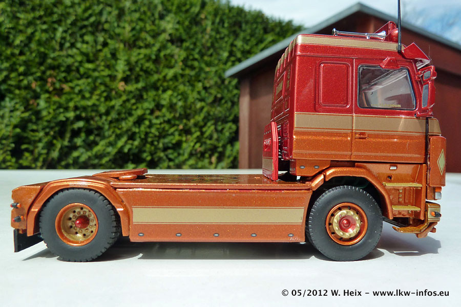 Tekno-Scania-143-Slagboom-300412-005.jpg