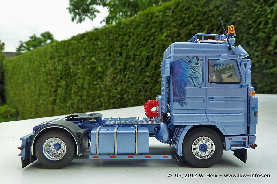 Tekno-Scania-143-M-420-Sneepels-010612-19.jpg