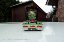 Tekno-Scania-164-L-580-Hulk-220111-08