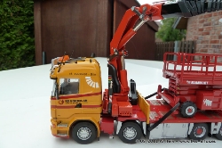 Tekno-Scania-R-620-Kranringen-Mammoet-110911-020