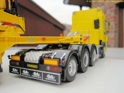 WSI-DAF-XF-105510+MWT-ter-Linden-220110-040