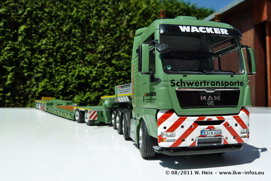 WSI-MAN-TGX-41680-Wacker-020811-004.JPG