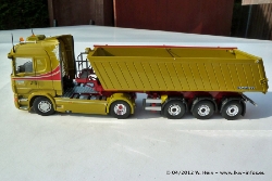 Tekno-Scania-V8+MB-Actros-3-Wolters-120412-002