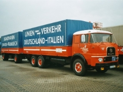 Krupp-F-380-blau-rot-Uhl